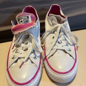 Converse size 8